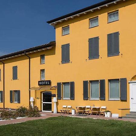 Hotel Forlanini 52 파르마 외부 사진