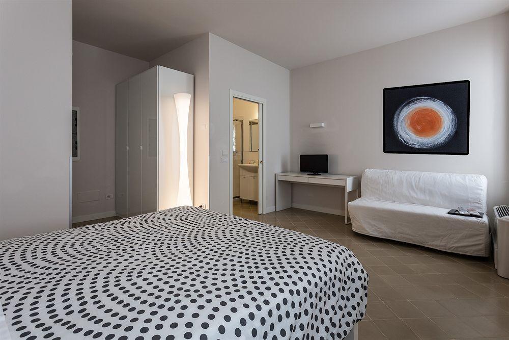 Hotel Forlanini 52 파르마 외부 사진
