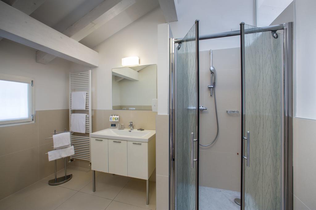 Hotel Forlanini 52 파르마 외부 사진