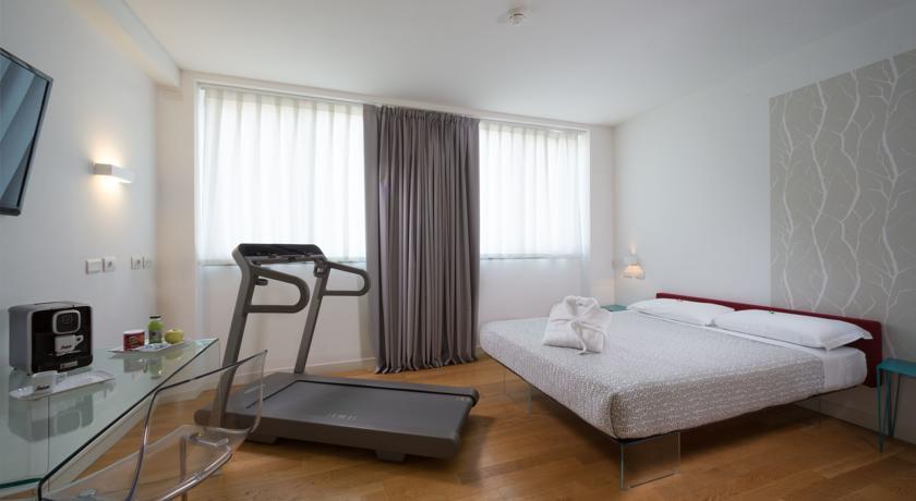 Hotel Forlanini 52 파르마 외부 사진