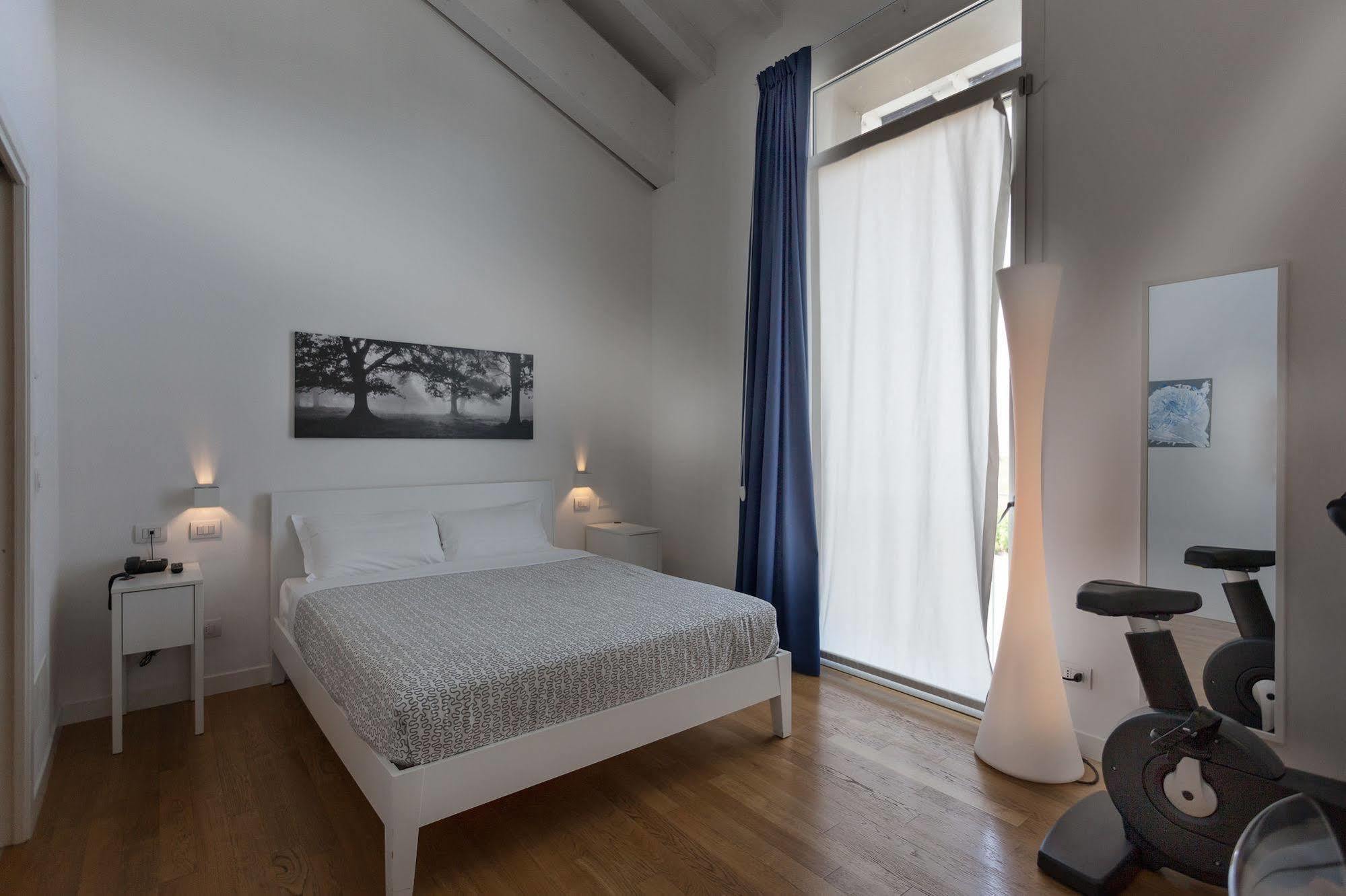 Hotel Forlanini 52 파르마 외부 사진